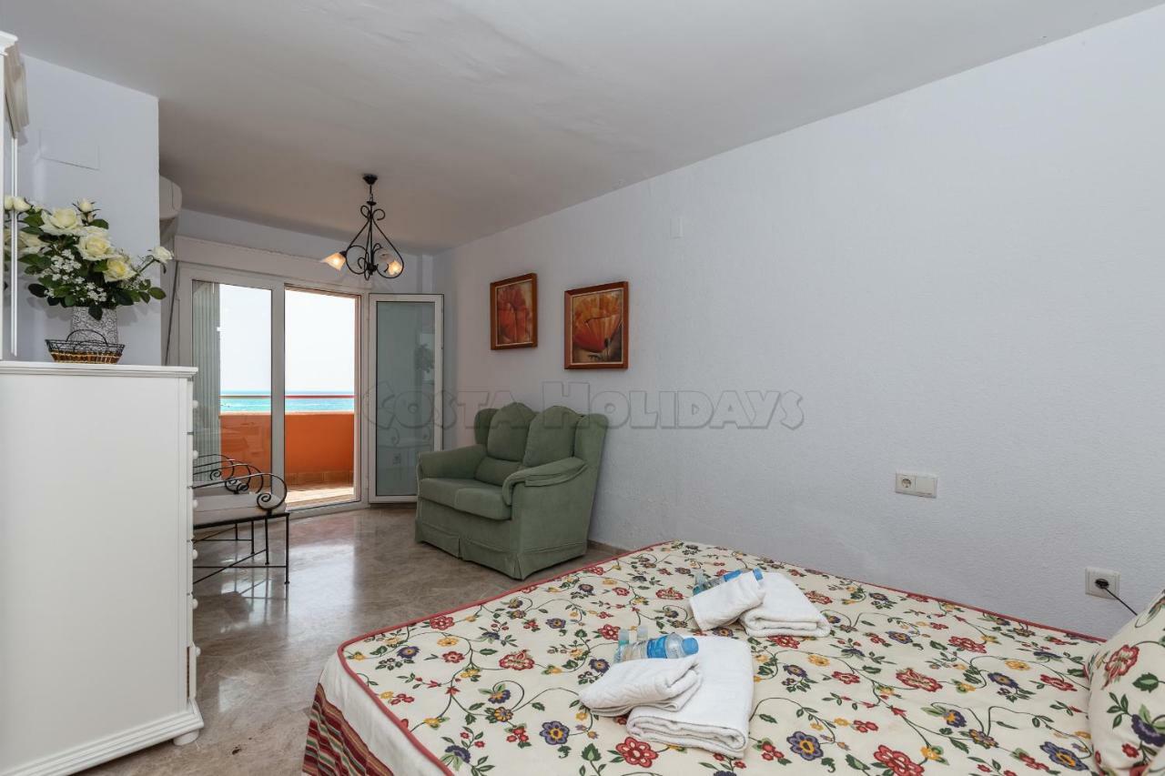 Townhouse Manilva Beach Exterior photo